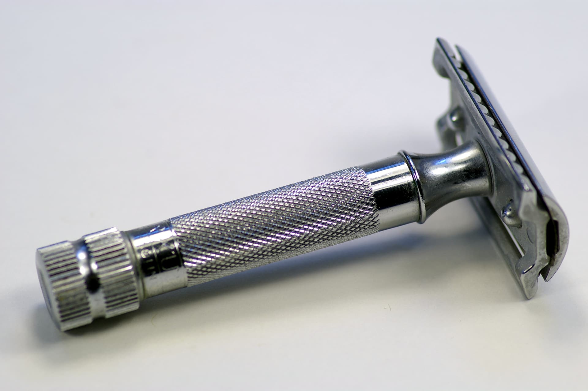 MERKUR 34C heavy-duty double-edge safety razor